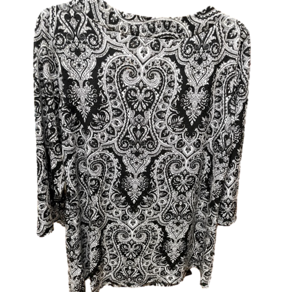 Dressbarn Black & White Sequined Pullover Size Large 3/4 Sleeve Top - Picture 4 of 6